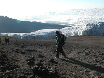 Kilimanjaro -Uhuru Peak - Elias - (c) Bernard Lambert